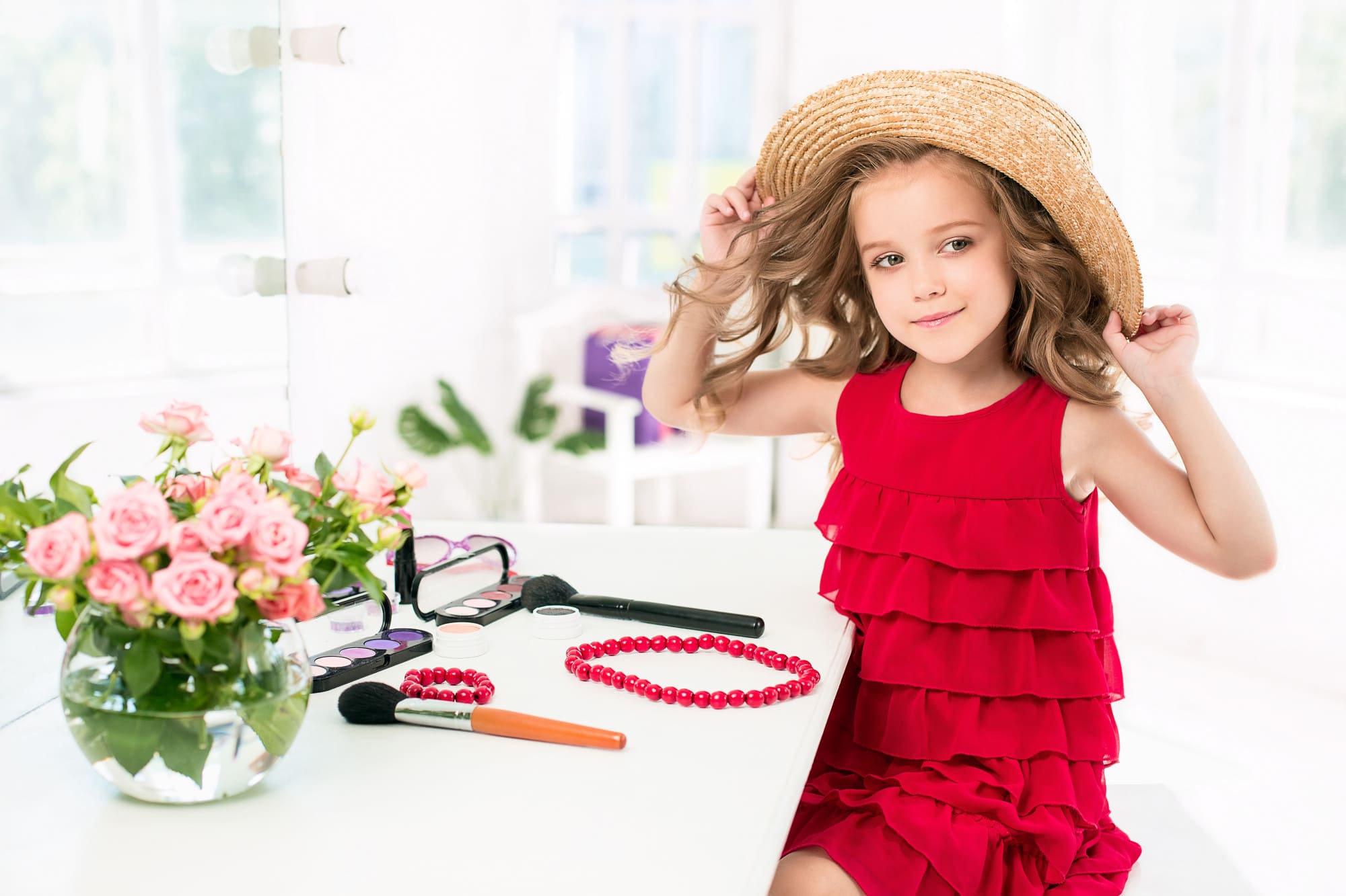 Kid girl Wearing HAT