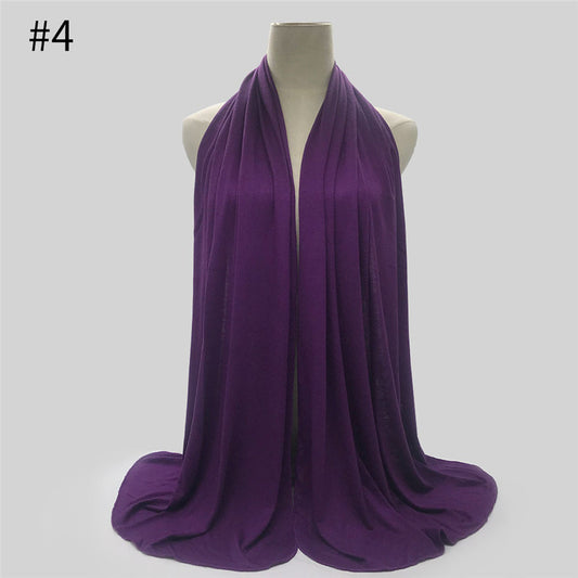 Enthüllte Eleganz: Langer Schal aus Modal-Jersey