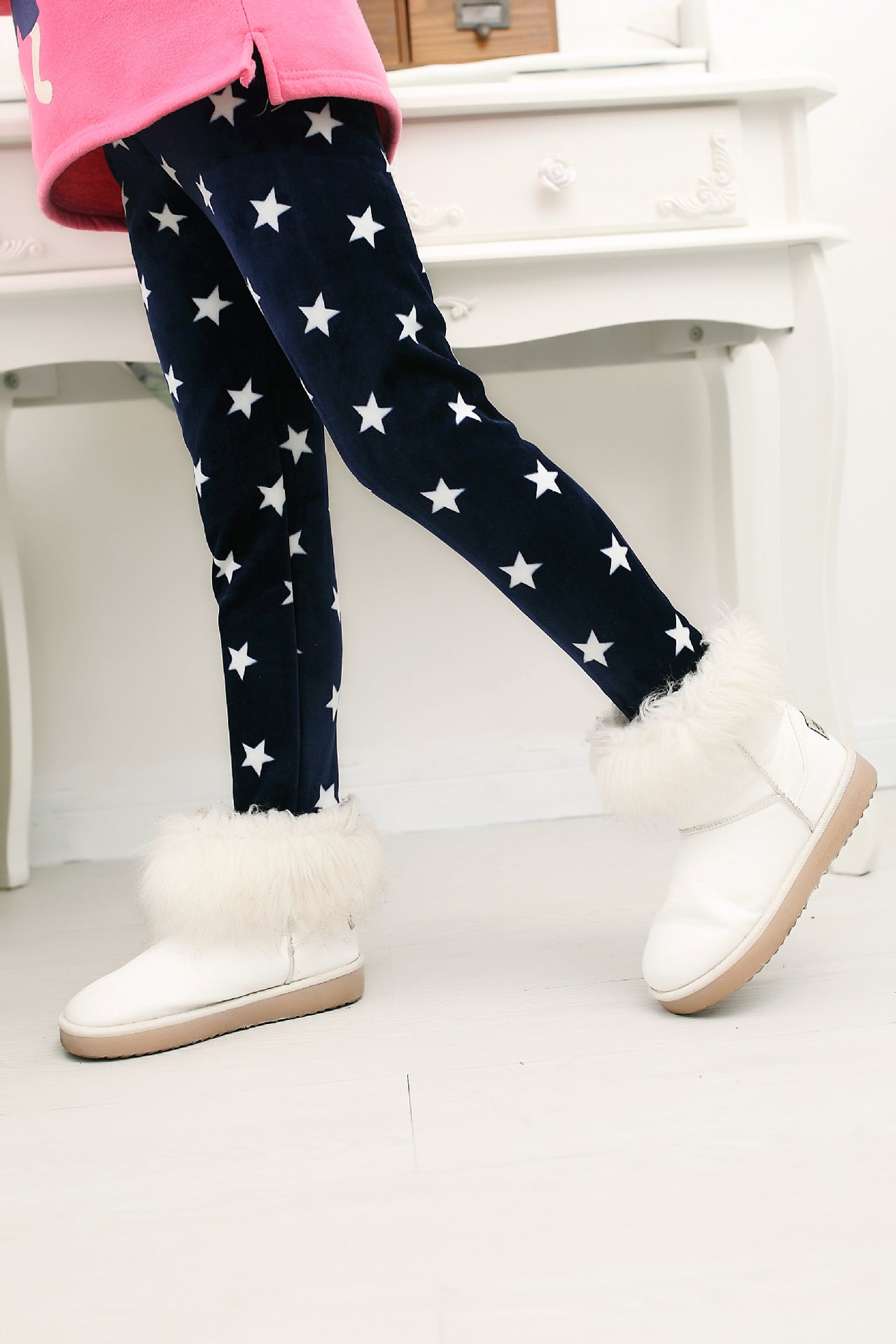 Cozy Comfort: Girls' Acetate Warm Leggings from Eternal Gleams