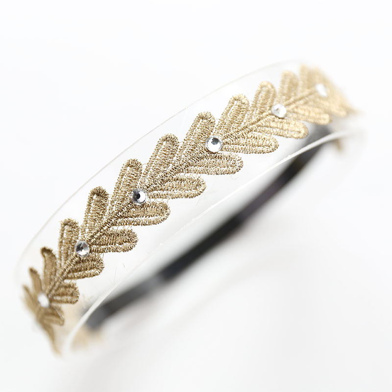 Petite Blossom Dreams: Stylish Baby Hair Band from Eternal Gleams