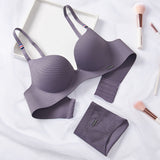 Seamless Bra with optional matching panties - Comfortable and stylish lingerie set.