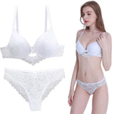 Elegant Women's Bra Set - Comfortable and stylish lingerie with supportive bra and seamless panties.